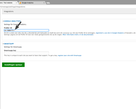 Plak je trackingcode bij 'Google Analtyics'.